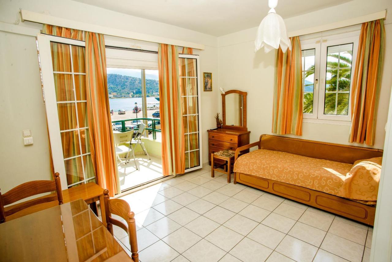 Myros Studios Argostoli  Luaran gambar